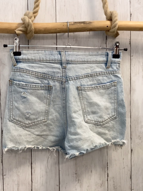  Shorts Gr. 40  hellblau Jeans used Look