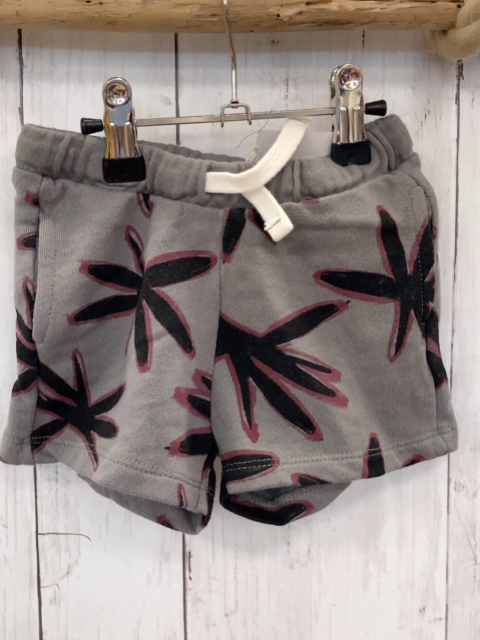zara Shorts Gr. 86  grau Palmen