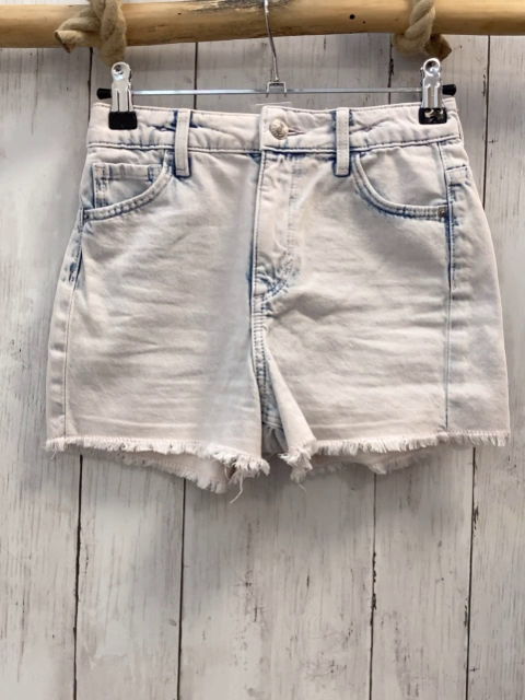 H&M  Shorts  Gr. 140  hellblau Jeans Bund verstellbar 