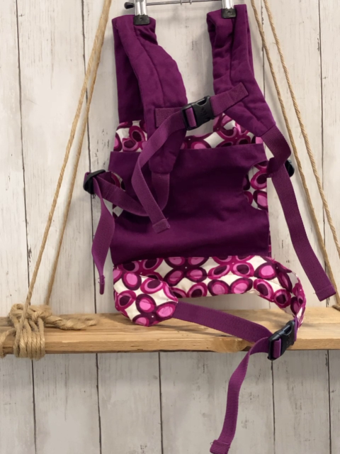 Ergobaby  Puppenzubehör  pflaume weiß Puppenbauchtrage 