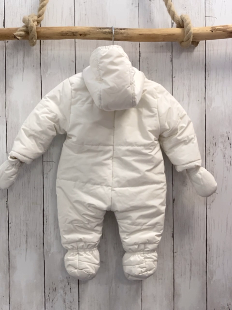2tlg Steiff Schneeoverall + Handschuhe Gr. 56  weiß Bärenkopf (je ein Druckknopf an Handschuhen fehlerhaft)