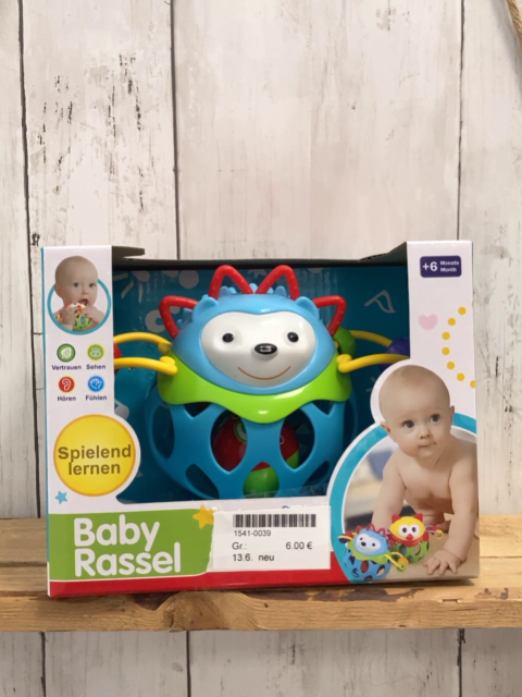 neu  Plastikspielzeug  Babyrassel im Karton