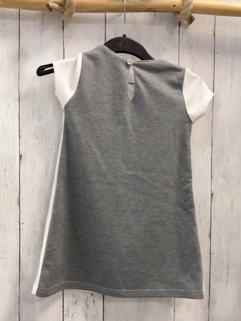   Kleid  Gr. 104  weiß graue Äste Vögel 