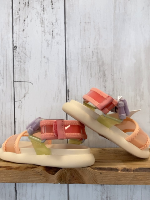 neu Zara  Sandalen  Gr. 21  lachs lavendel hellrote Riemen beige Sohle NP 22,95 € 