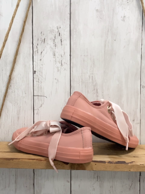 Converse  Schuhe  Gr. 30  lachs rosa Schnürsenkel 