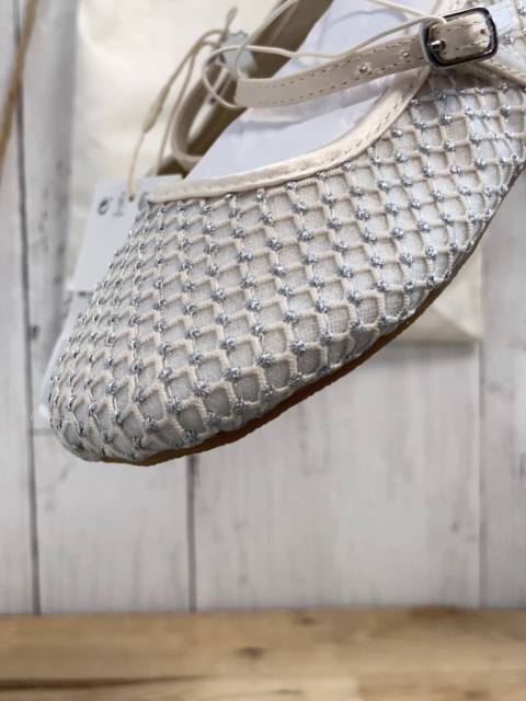zara neu Schuhe + Staubbeutel Gr. 25  creme silber Glitzerpunkte NP 25,95€