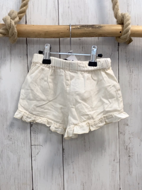 zara Shorts Gr. 92  weiß Gürtelband