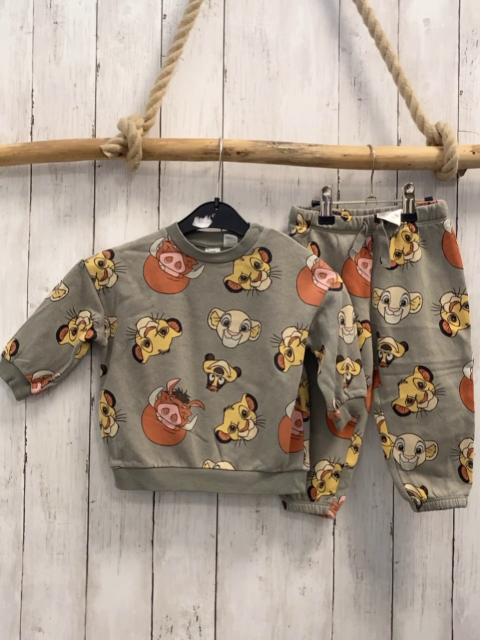 2tlg H&M  Pullover + Leggings  Gr. 80  grau Tierköpfe aus König der Löwen 