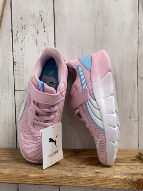 neu Puma  Schuhe  Gr. 31  rosa hellblau weiß NP 29,99 € 