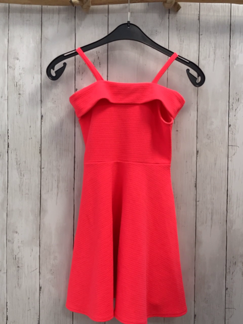 River Island  Kleid  Gr. 122/128  hellrot Struktur 