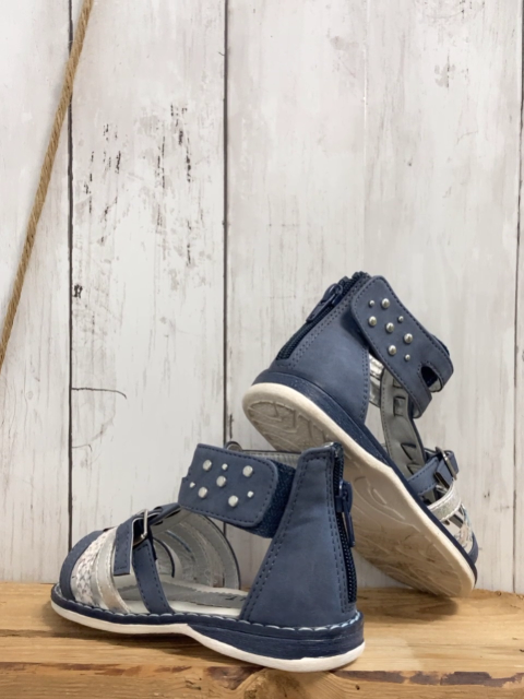neu  Sandalen  Gr. 27  blau + silber + bunter Riemen silber Nieten an der Seite 