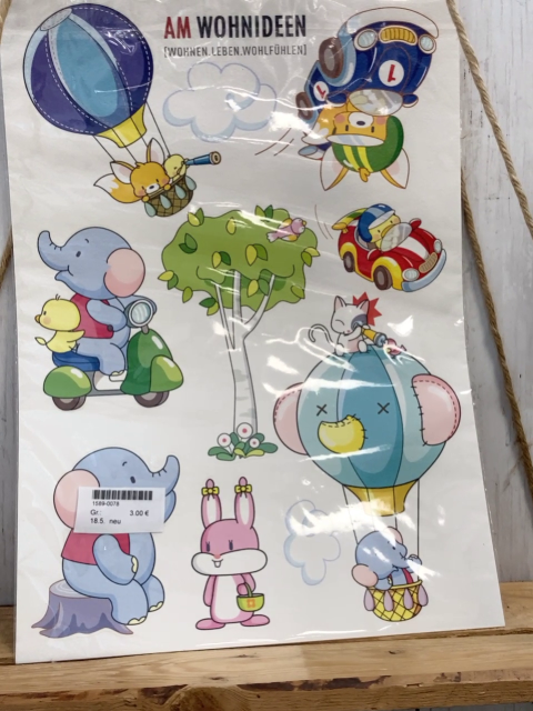 neu  Wandsticker  Tiere mit Spielzeug 