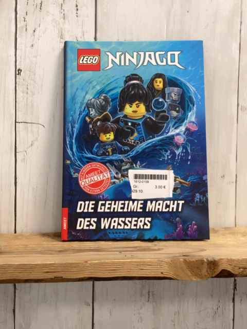  Buch Ninjago die Geheime Mact des Wassers 