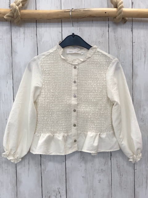 Zara  Bluse  Gr. 116  creme gesmokt 