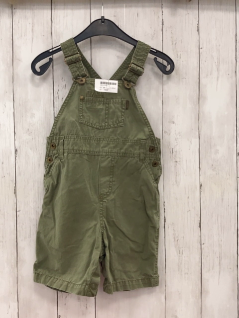 H&M  Latzshorts  Gr. 86  kiwi 