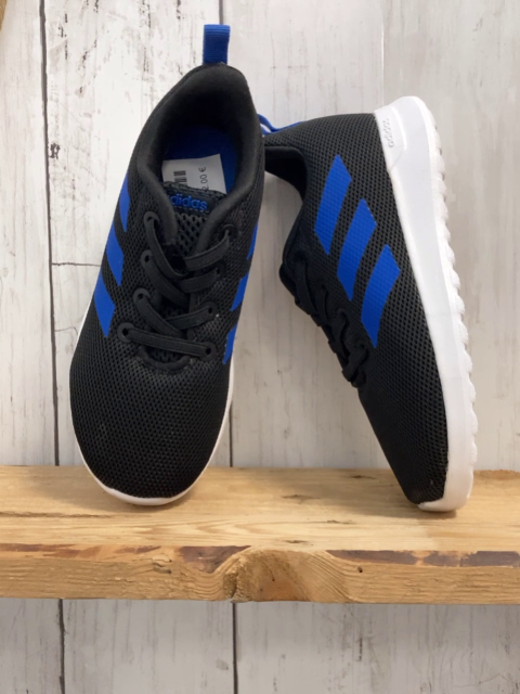 Adidas Schuhe Gr. 27  schwarz blaue Streifen weiße Sohle