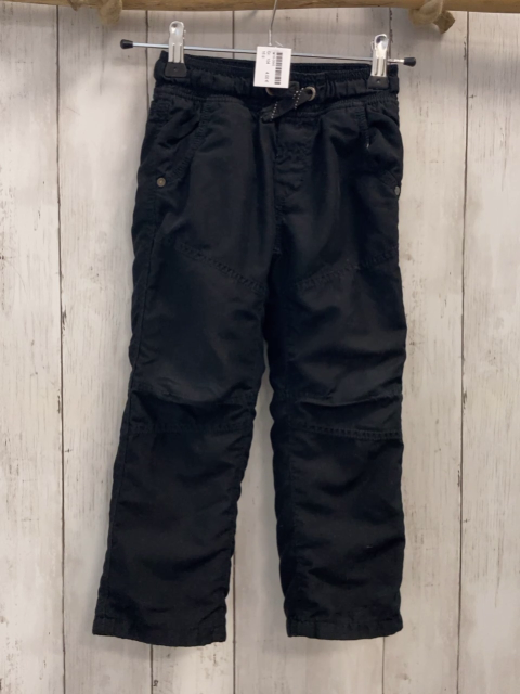   Hose  Gr. 104  schwarz gefüttert 