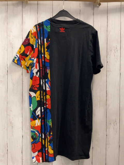 Adidas  Kleid  Gr. 34  schwarz bunte Blumen mit schwarzen Streifen