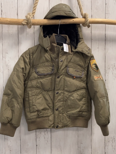 Geox  Winterjacke  Gr. 128  sand Ärmel abtrennbar Kapuze mit schwarzem Plüschfutter 