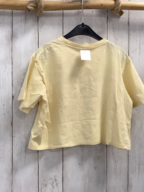 H&M  T-Shirt  Gr. 140  gelb braune Schrift 