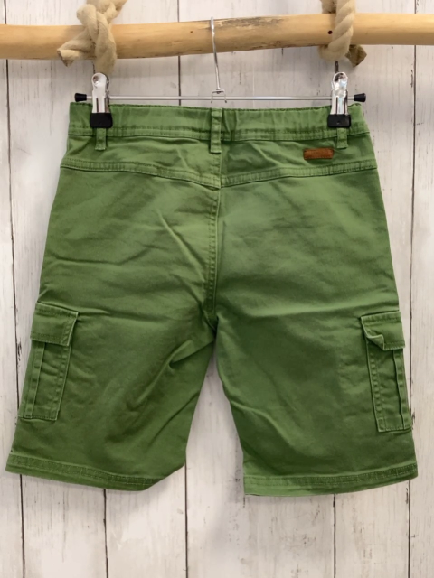Jako-o  Shorts  Gr. 134  oliv aufgesetzte Taschen blau bunte Kordel