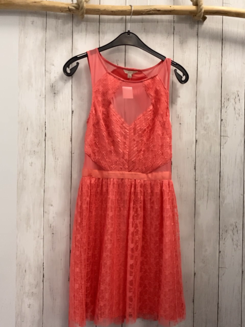 Guess  Kleid  Gr. 158/164  hellrot mit Stickerei 