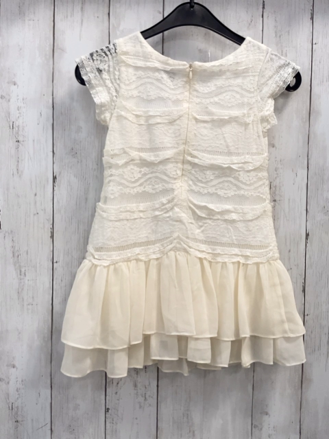 Marasil  Kleid  Gr. 104  creme Netzüberkleid mit Locstickerei Blumen 