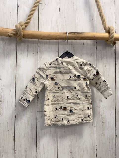 Name it  Langarmshirt Gr. 56  hellgrau Landschaft mit Pinguinen 