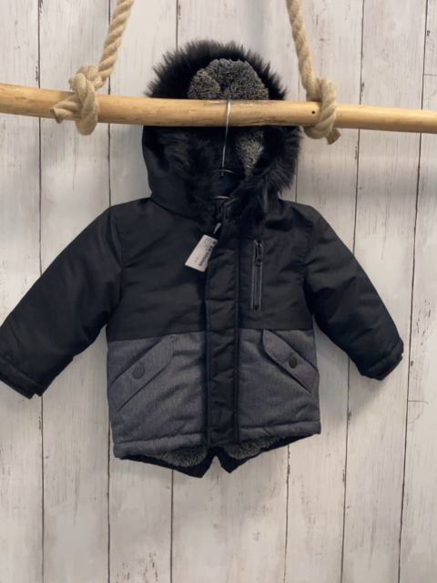   Winterjacke  Gr. 74  schwarz grau Kapuze mit Fellbund 