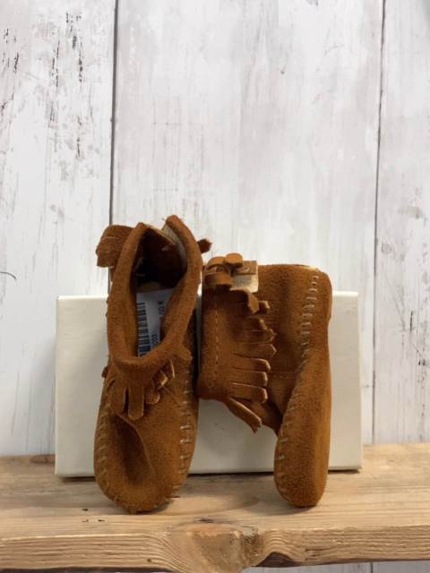  Babyschuhe Size 2 braun Wildleder Fransen
