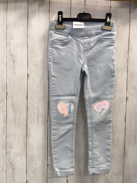  Hose Gr. 116  hellblau Pailettenherzen an den Knien