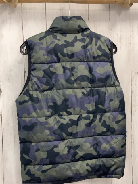 GAP  Weste  Gr. 152  oliv kiwi grau gesmustert 