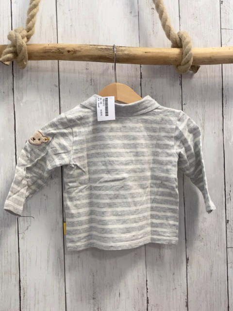Steiff  Langarmshirt  Gr. 68  hellgrau weiße Streifen Bärenkopf Schrift Polokraen 