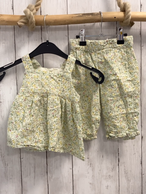 2tlg H&M  Sommerbluse + Caprihose  Gr. 74  weiß gelb rosa Blumen grün hellgrüne Bltätter 
