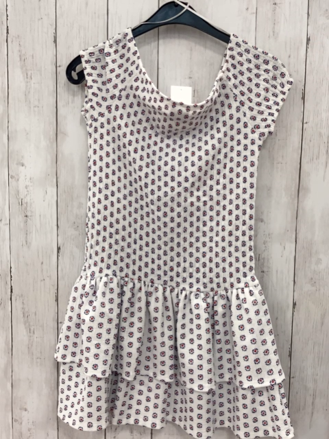 Zara  Kleid Gr. 146  weiß Struktur blau rote Blumen 