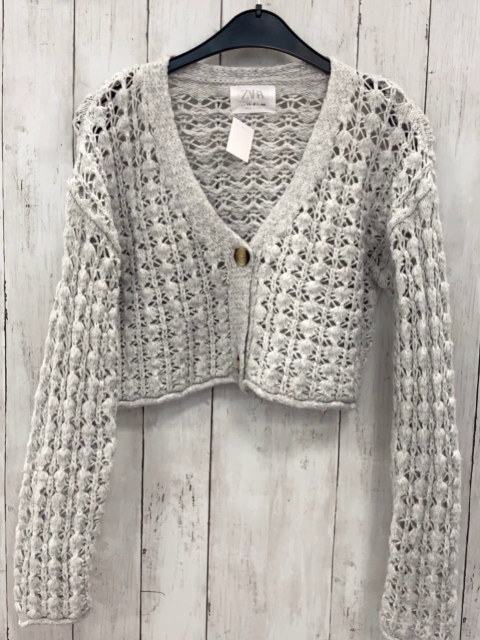Zara  Strickjacke  Gr. 152  hellgrau 