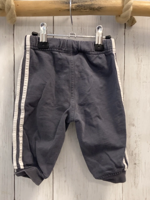 Adidas Jogginghose Gr. 62  grau weiße Streifen