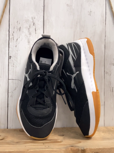 Puma  Schuhe  Gr. 34  schwarz grau weiße Sohle 