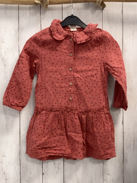 Alana  Kleid  Gr. 104  rostrot rote Herzen