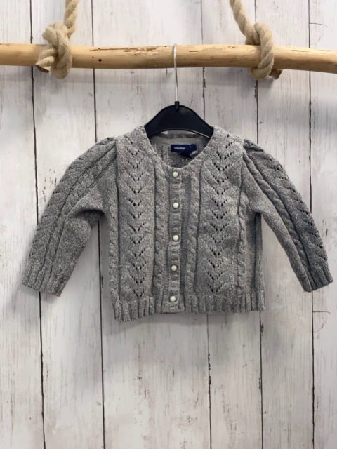 GAP  Strickjacke  Gr. 80  hellgrau Rippen Zöpfe Lochmuster 