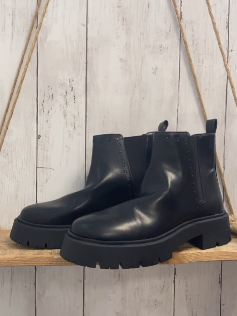 neu Catwalk  Boots  Gr. 38  schwarz 