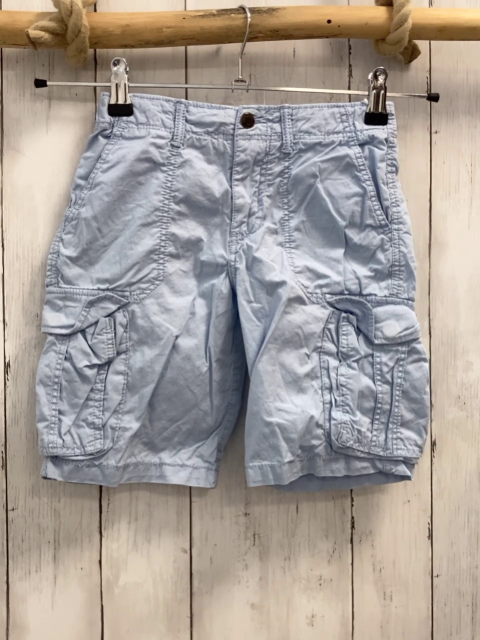 H&M  Shorts  Gr. 128  hellblau aufgesetzte Taschen Bund verstellbar 