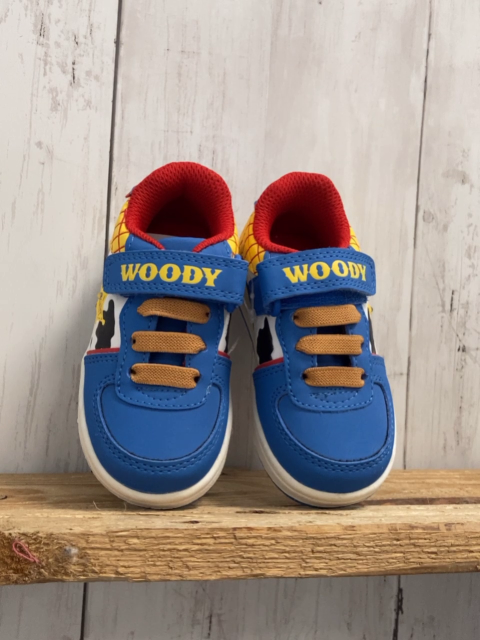 neu  Schuhe  Gr. 22  blau + gelb rot kariert roter Bund + schwarz weiß gemusert 