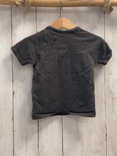  T-Shirt  Gr. 74  grau weiße Schrift 