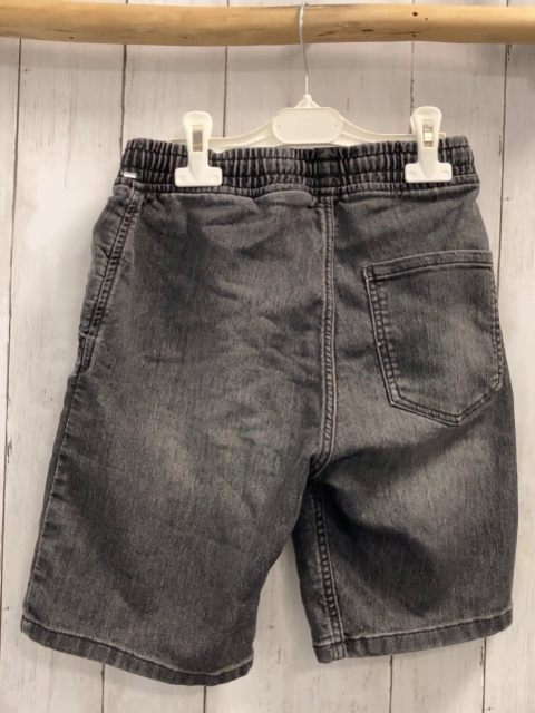 H&M  Shorts  Gr. 146  grau Jeans weiße Kordel 
