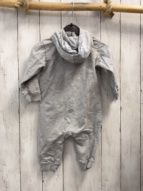 Puma  Overall Gr. 80  hellgrau Kapuze 