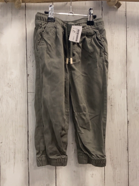 Hose Gr. 86  grau Kordel