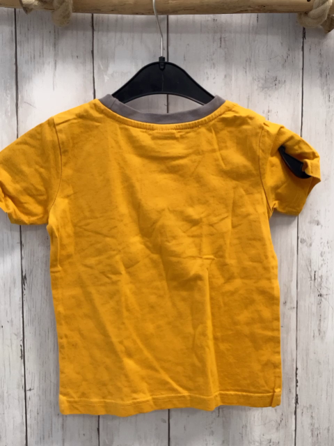 Alana  T-Shirt  Gr. 92  mais Brusttasche mit Geräten grauer Bund 