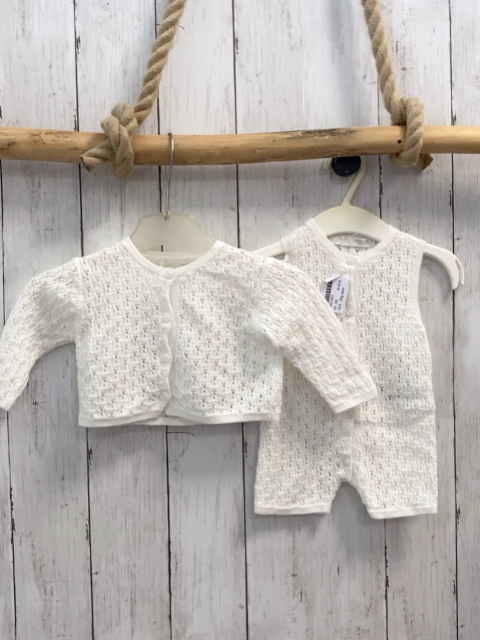 2tlg zara Playsuit + Strickjacke Gr. 62  weiß Lochmuster