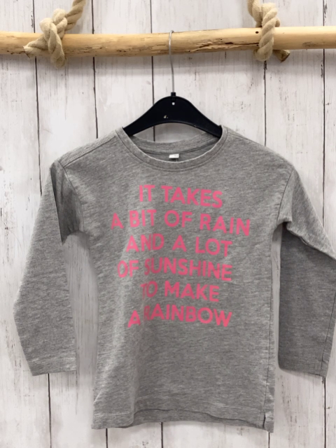   Langarmshirt  Gr. 110  grau pink Schrift 